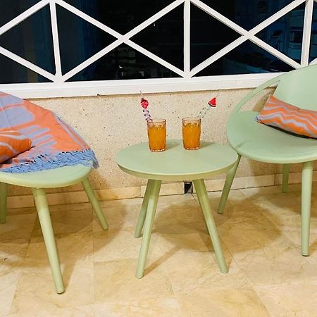 Beautiful Studio Two Steps To The Beach Torrevieja Exterior photo